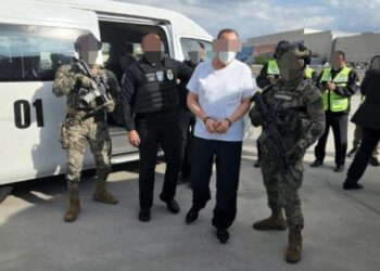 Detienen a César Duarte, exgobernador de Chihuahua, por presunto lavado de dinero