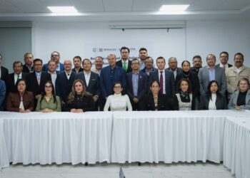 Natividad Castrejón encabeza reunión con titulares de Educación Superior en Hidalgo