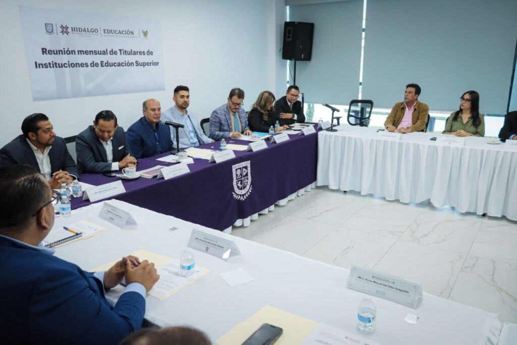 Natividad Castrejón encabeza reunión con titulares de Educación Superior en Hidalgo