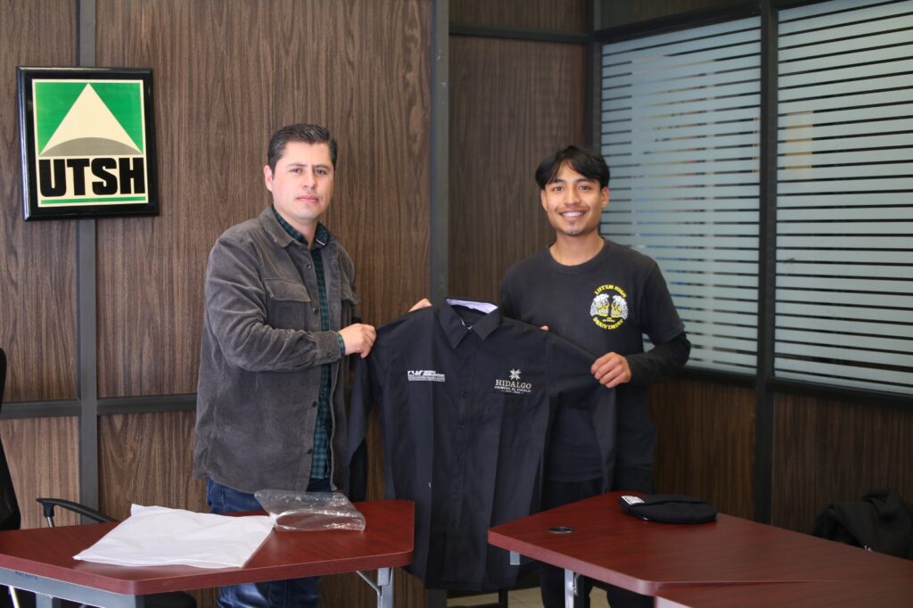 Estudiante de la UT de la Sierra Hidalguense logra beca internacional