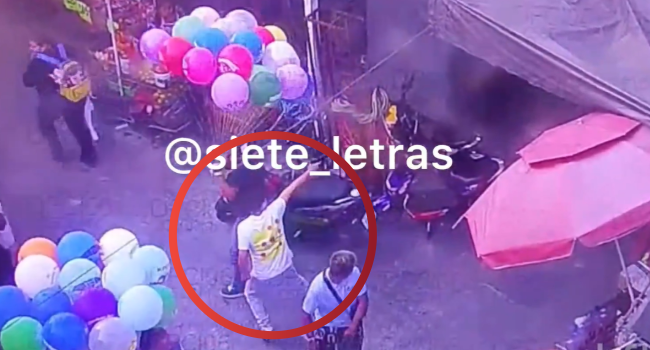 ¡En mero día de compras! La Unión Tepito se enfrenta a balazos en tianguis de juguetes.