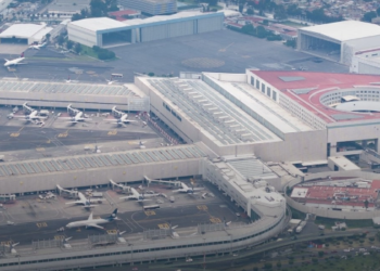 Se normalizan despegues y aterrizajes en el AICM.