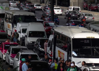 Transportistas del Edomex aceptan diálogo con autoridades tras bloqueos.