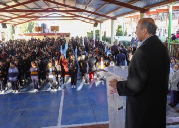 Natividad Castrejón encabeza regreso a clases en la Secundaria General No. 3