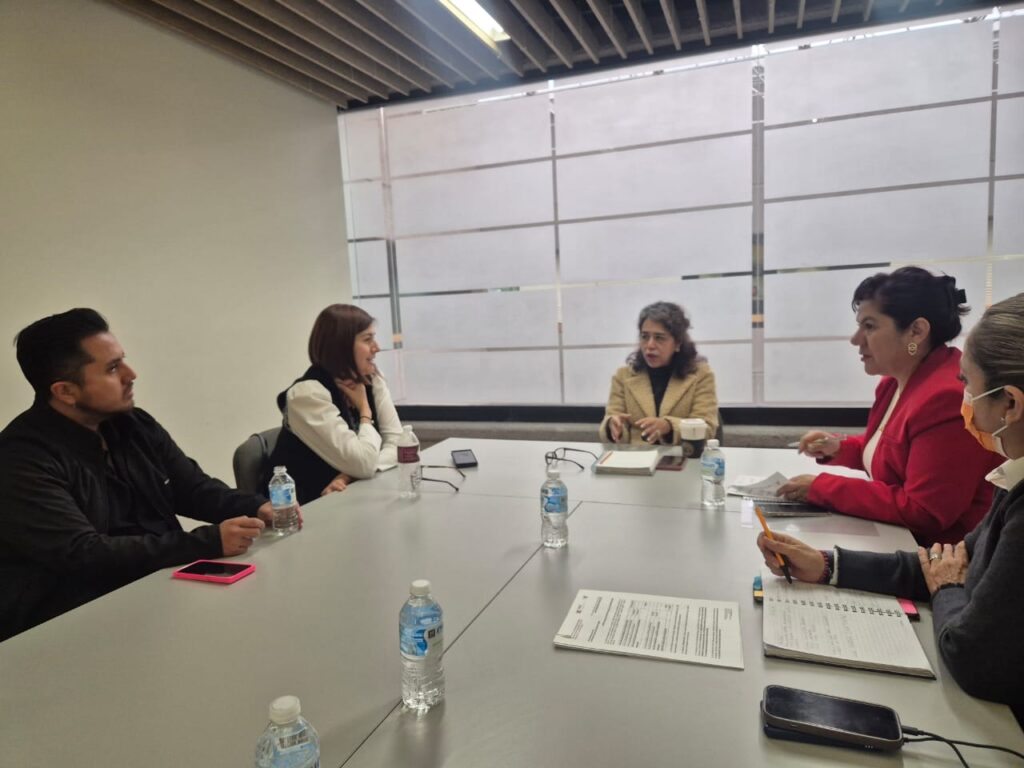 Hidalgo y SEP federal acuerdan acciones para fortalecer la formación docente