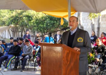 Conmemoran 30 aniversario de secundaria en Actopan