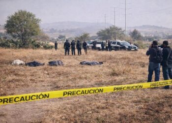 En Tula, Hidalgo, hallan sin vida a dos mujeres y un hombre
