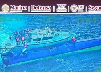 ¡Golpe al narco! Marina intercepta semisumergible con 4 toneladas de cocaína en Colima (VIDEO)