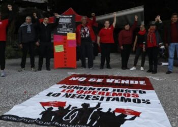 Sindicato del Colmex en huelga tras ocho años sin aumento salarial.