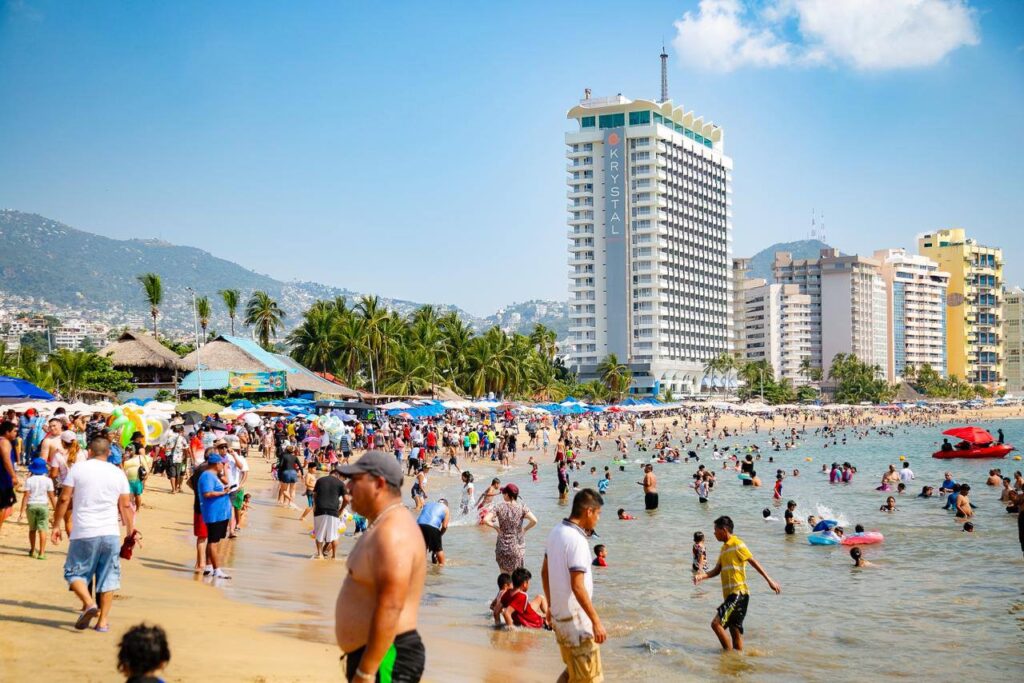 Acapulco lidera la recuperación turística nacional; crece 26.6% la llegada de visitantes durante 2025