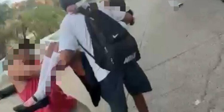 Alumna muere tras ataque armado en Acapulco, Guerrero