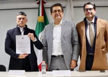 A pesar de tener fama de misógino, Carlos Barra llega a la dirección de Radio y TV de Hidalgo