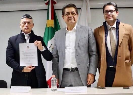 A pesar de tener fama de misógino, Carlos Barra llega a la dirección de Radio y TV de Hidalgo