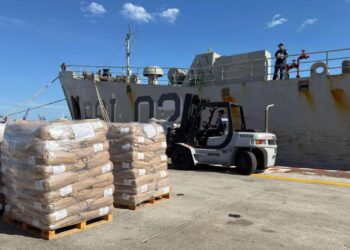 Cuba recibe 814 toneladas de apoyo humanitario del Gobierno de México