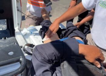 Atacan a policías durante desalojo de bloqueo en Chiapas