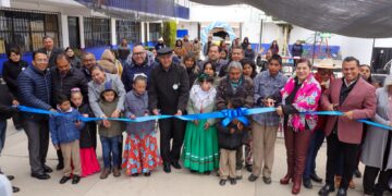 Natividad Castrejón reinaugura Centro de Atención Múltiple en Cuautepec