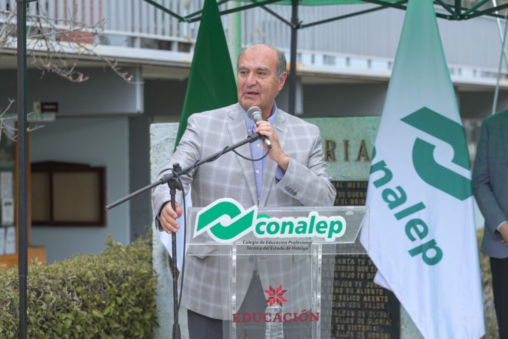 ● Natividad Castrejón destacó su legado como promotora de la justicia social, su labor académica y su contribución a la vida pública del país.