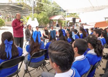 Natividad Castrejón entrega infraestructura educativa en Epazoyucan