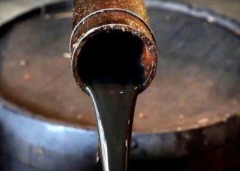 El petróleo sube un 10% por la guerra y podría alcanzar los 100 dólares el barril.