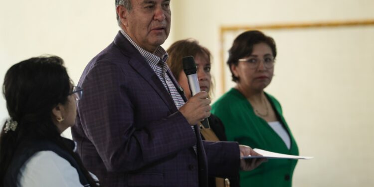 Encabeza Natividad Castrejón trabajos del CTE en escuelas de Pachuca