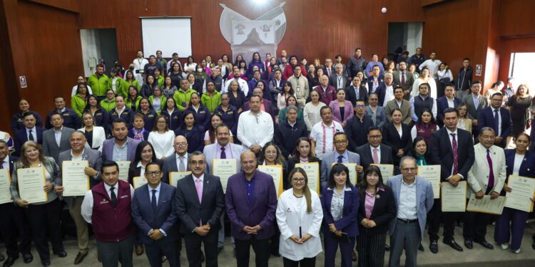 Reconocen a 16 universidades como promotoras de la salud