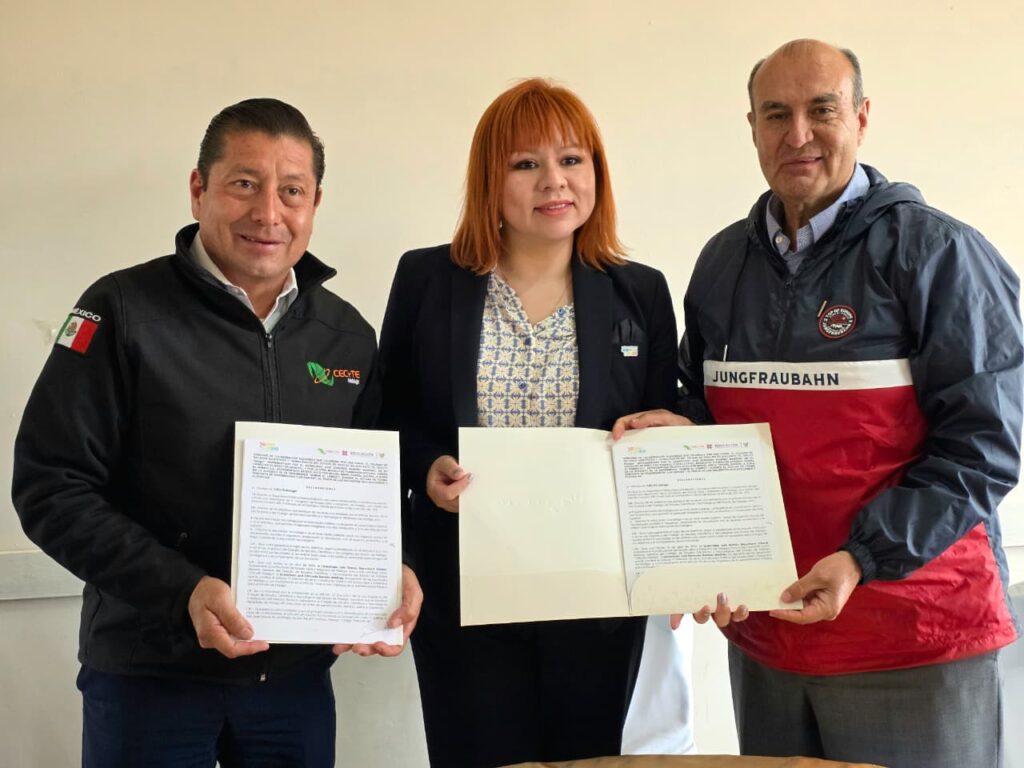Natividad Castrejón entrega obra educativa en CECyTEH Epazoyucan