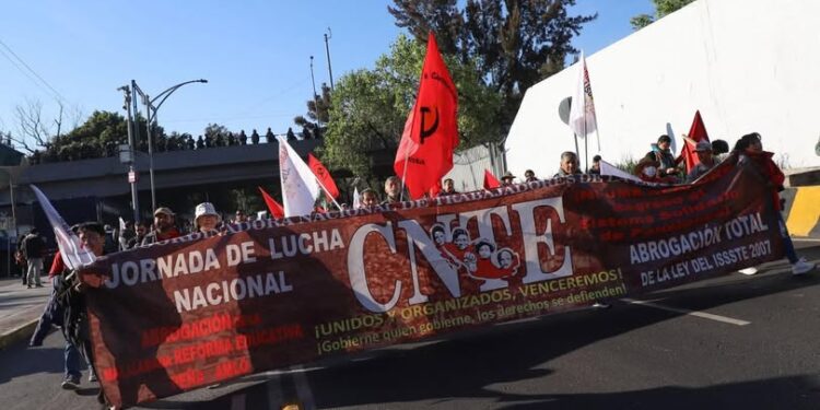 Canaco CDMX advierte impacto económico por movilizaciones de la CNTE