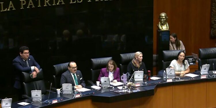 Aprueba Senado reforma que limita las pensiones doradas