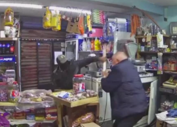 Ladrón lesiona con arma blanca a adulto mayor durante robo a tienda.