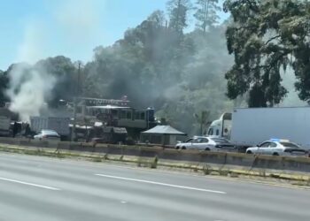 Por disputa de obras desatan balacera y quemas de vehículos en la México-Puebla