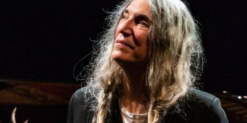 Patti Smith, “madrina del punk”, gana el premio Asturias de las Artes.