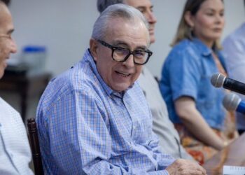 Rubén Rocha Moya rechaza pedir licencia; “el que nada teme, la pasa bien”, asegura