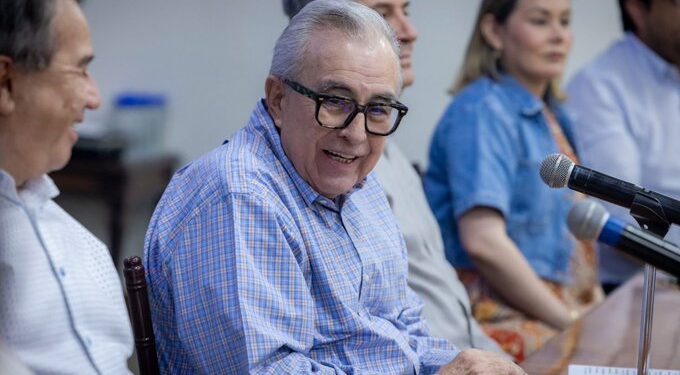 Rubén Rocha Moya rechaza pedir licencia; “el que nada teme, la pasa bien”, asegura