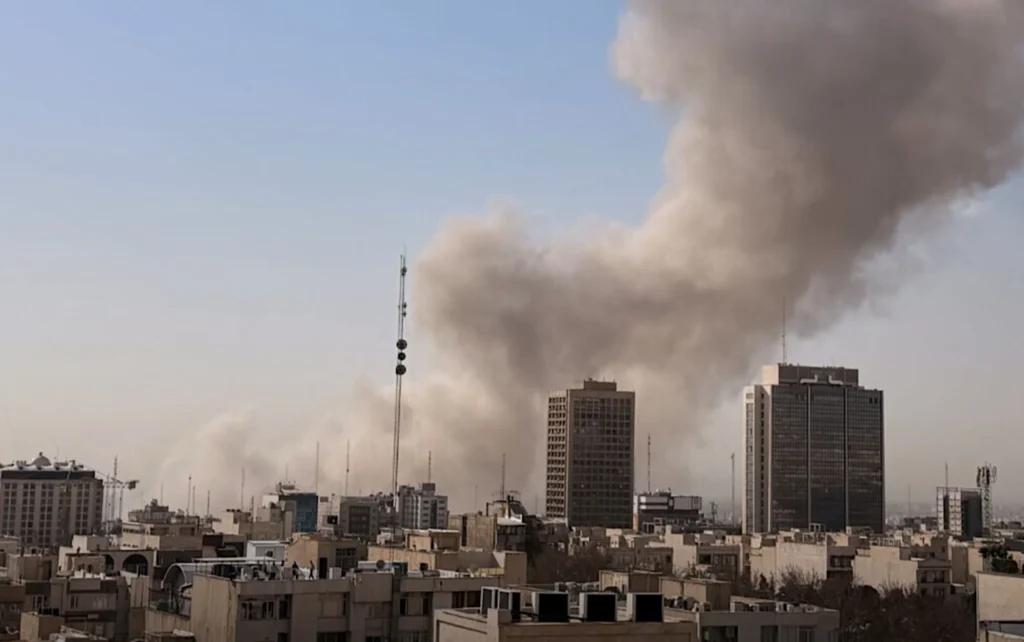 Inician conversaciones Irán y EU en Islamabad para poner fin a la guerra