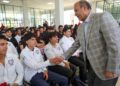El secretario de Educación Pública de Hidalgo, Natividad Castrejón Valdez, encabezó la entrega de equipamiento especializado y mobiliario en la Universidad Politécnica de la Energía