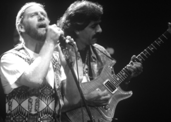 Fallece Alex Ligertwood, exvocalista de Santana, a los 79 años.