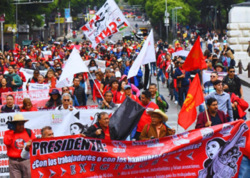 CDMX vive nueva jornada de caos por marchas de maestros y jubilados.