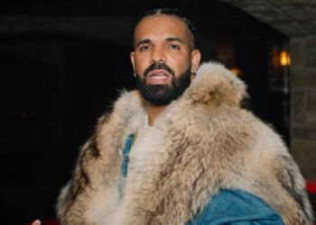 Drake sorprende al lanzar tres discos; vuelve a tirarle a Kendrick Lamar.