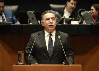 Enrique Inzunza acumula 12 días sin presentarse al Senado