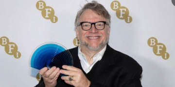 Guillermo del Toro recibe el máximo reconocimiento del Instituto Británico de Cine.
