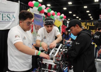 ITESA destaca en Mundial de Robótica VEX U 2026