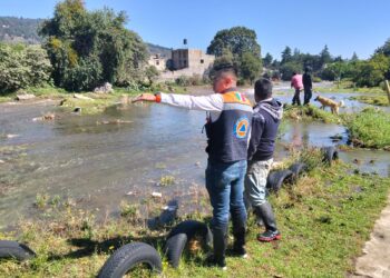 Otra Megafuga de agua en CDMX; inunda viviendas en Xochimilco