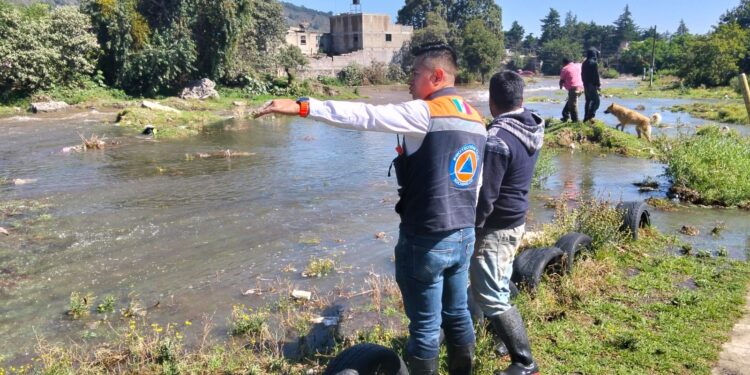 Otra Megafuga de agua en CDMX; inunda viviendas en Xochimilco
