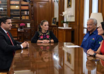 Víctor Rodríguez deja la dirección de Pemex; lo reemplazará Juan Carlos Carpio.
