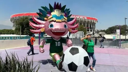 Desinformación convierte ajolote gigante en símbolo de debate rumbo al Mundial 2026
