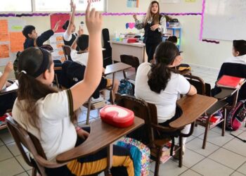 Mario Delgado: Aulas abiertas sin propósito pedagógico; Nueva Escuela Mexicana ¿cantidad o calidad?