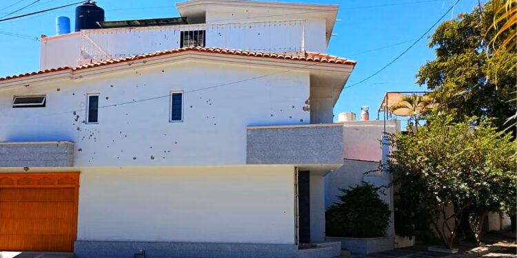 Balean vivienda que habitó Rubén Rocha Moya en Culiacán