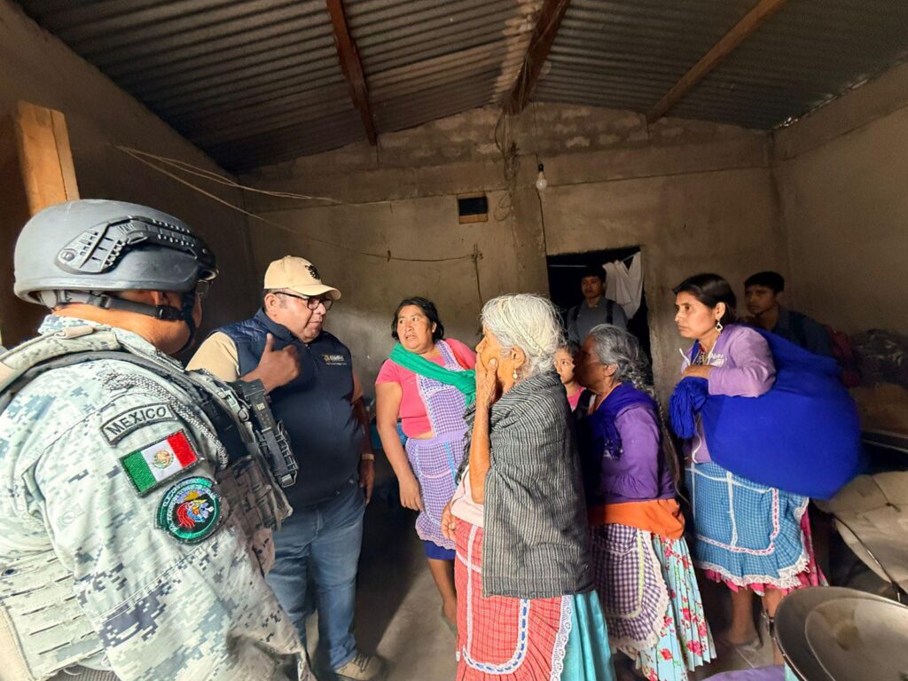 Reportan 96 desplazados en Chilapa por pugna entre “Los Ardillos” y “Los Tlacos”