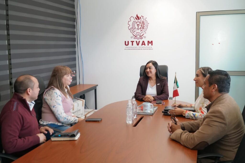 UTVAM firma convenio con PETIMEX para fortalecer vinculación industrial