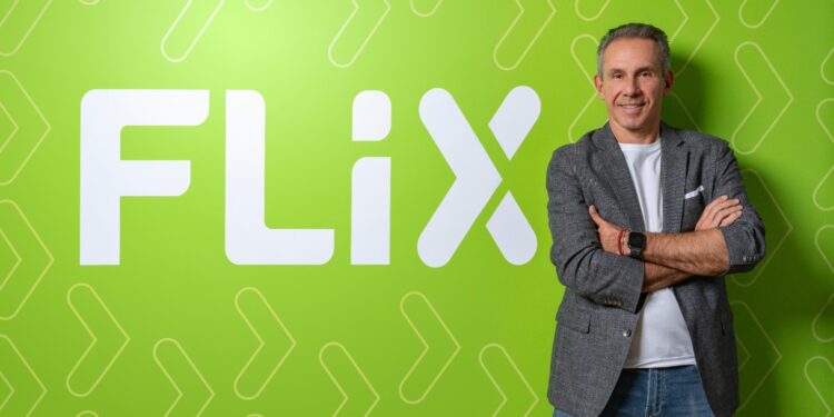 Flix cumple un año en México transformando el mercado de autotransporte de pasajeros